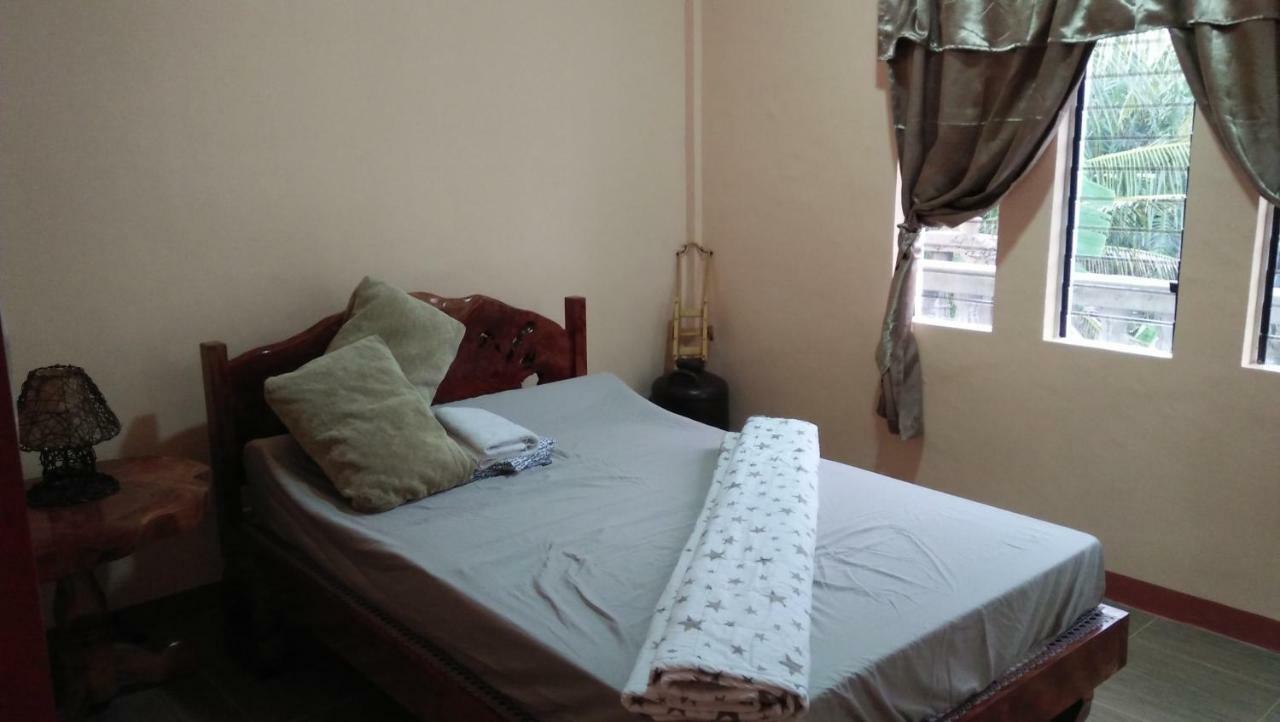 Anvel Homestay Basco Extérieur photo